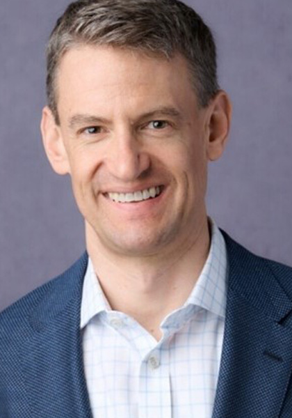 Adam Foldenauer headshot