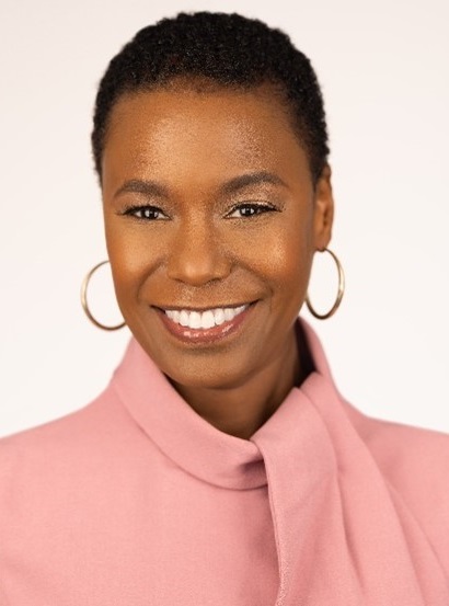 Monica Davy headshot